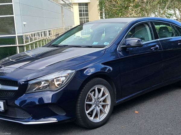 Mercedes-Benz CLA Estate, Petrol, 2017, Blue