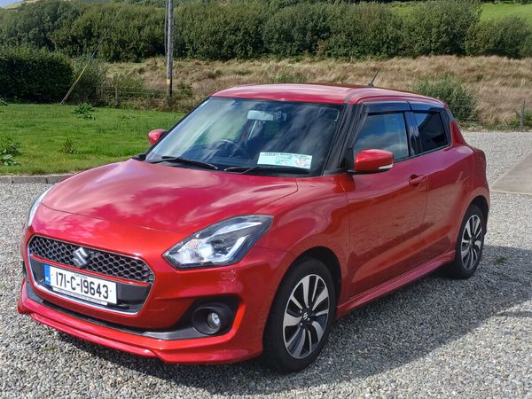 Suzuki Swift Hatchback, Petrol, 2017, Red
