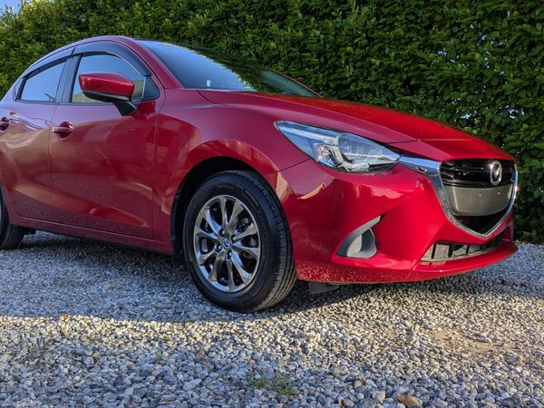 Mazda Mazda2 Hatchback, Petrol, 2017, Red