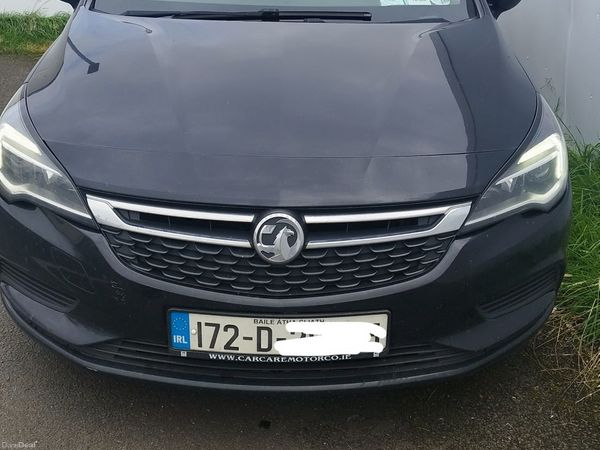 Vauxhall Astra Hatchback, Diesel, 2017, Black