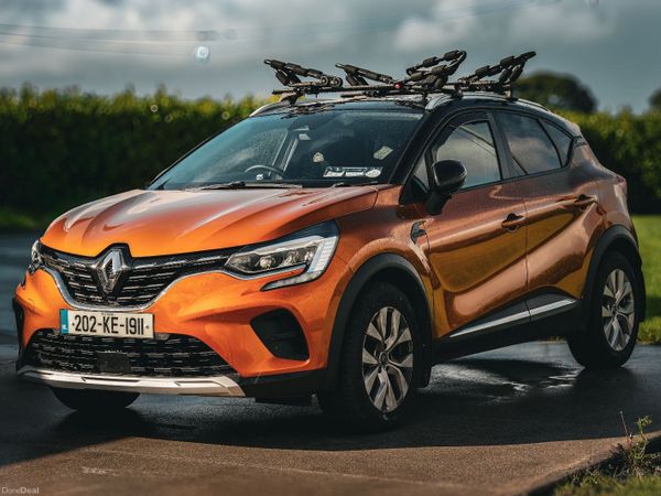 Renault Captur Hatchback, Petrol, 2020, Orange