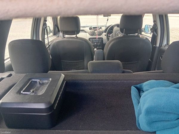 Dacia Duster SUV, Diesel, 2016, White