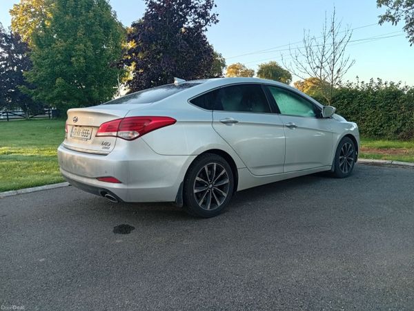 Hyundai i40 Saloon, Diesel, 2017, Grey