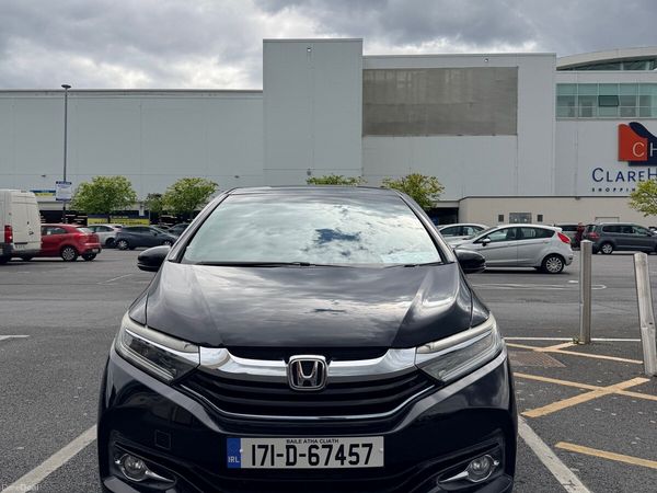 Honda Shuttle MPV, Petrol Hybrid, 2017, Black