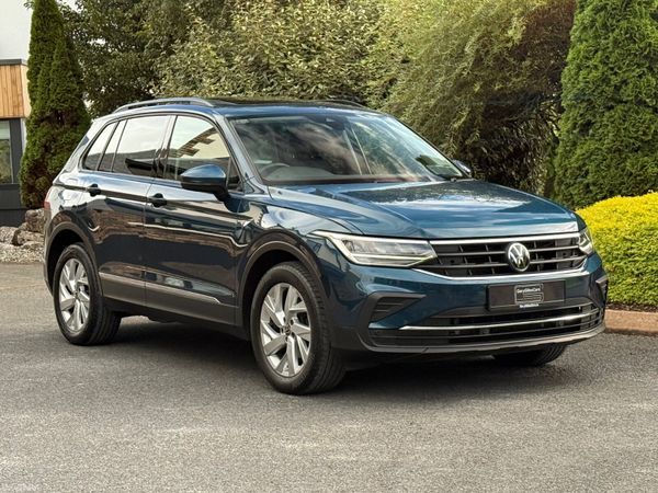 Volkswagen Tiguan SUV, Diesel, 2023, Blue