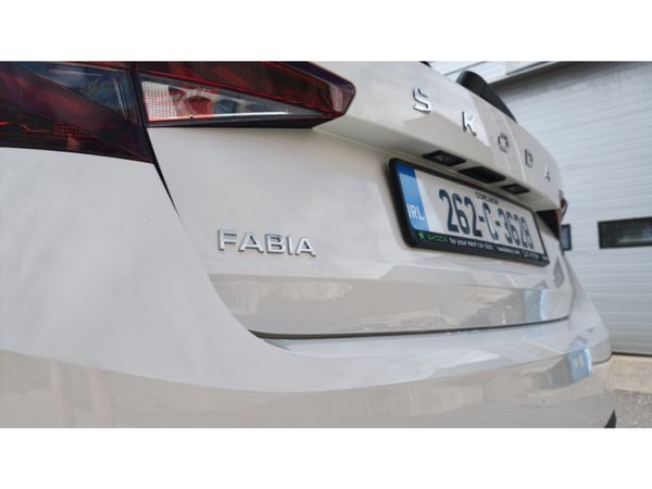 Skoda Fabia Hatchback, Petrol, 2026, White