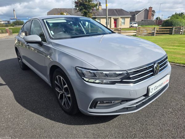 Volkswagen Passat Saloon, Diesel, 2022, Grey