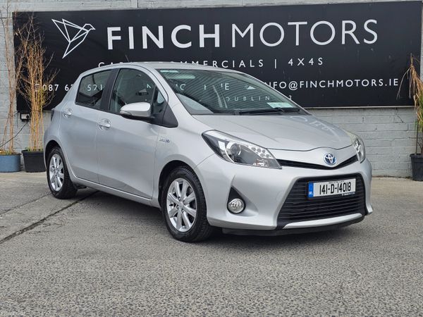 Toyota Yaris Hatchback, Petrol Hybrid, 2014, Silver
