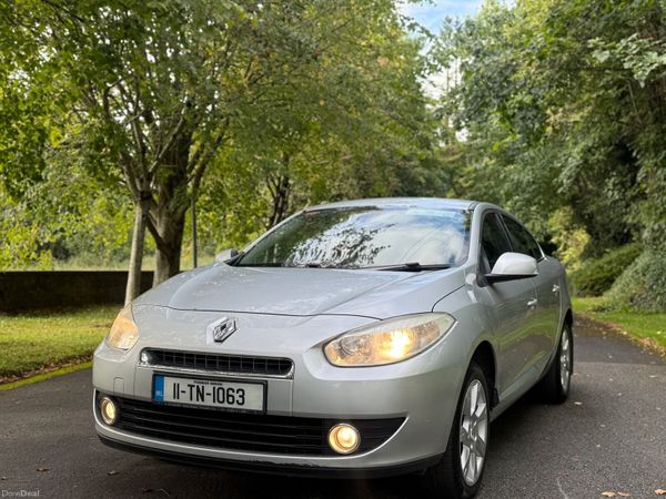 Renault Fluence Saloon, Diesel, 2011, Silver