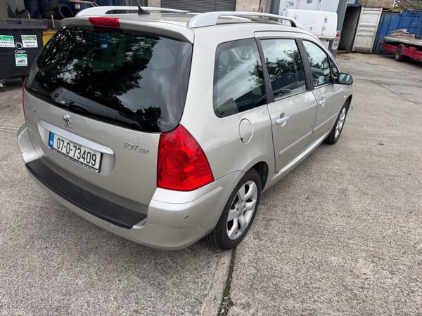 Peugeot 307 Estate, Petrol, 2007, Silver