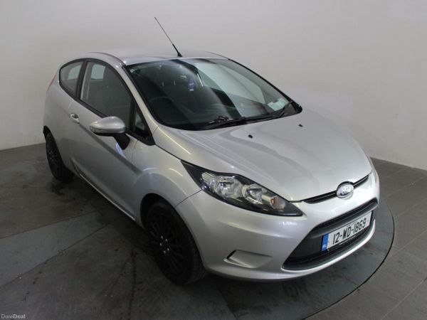 Ford Fiesta Hatchback, Petrol, 2012, Silver