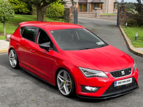 SEAT Leon Estate, Diesel, 2015, Red