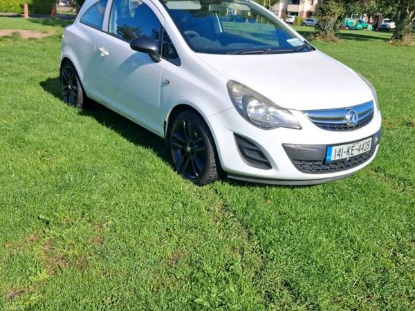 Vauxhall Corsa Hatchback, Petrol, 2014, White