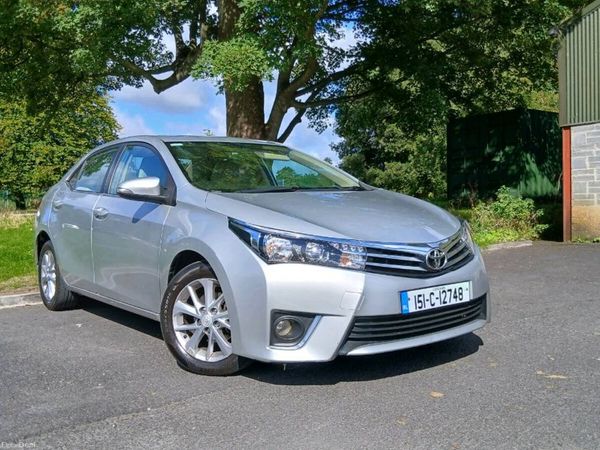Toyota Corolla Saloon, Diesel, 2015, Silver
