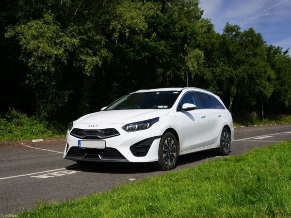 Kia Ceed Estate/Jeep, Petrol Plug-in Hybrid, 2022, White