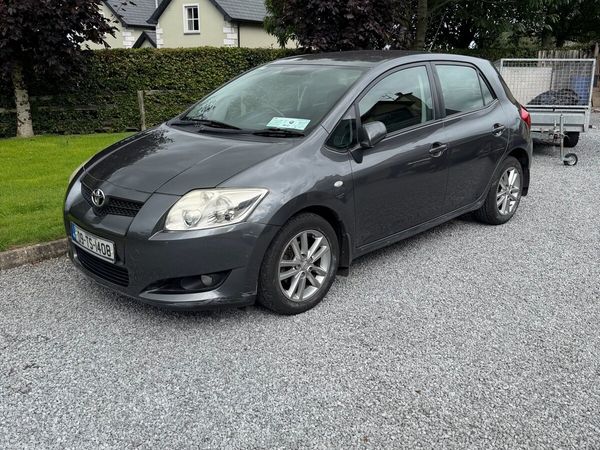Toyota Auris Hatchback, Diesel, 2009, Grey