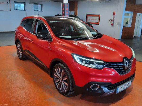 Renault Kadjar SUV, Diesel, 2017, Red