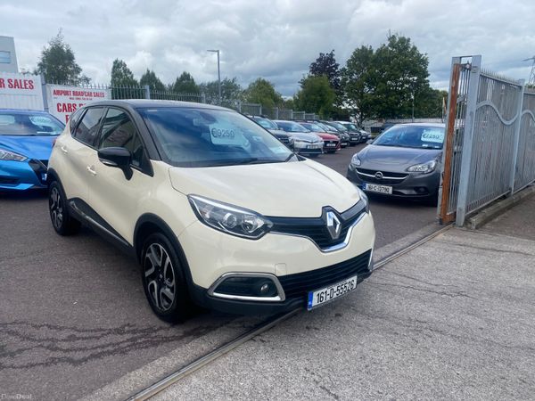 Renault Captur Hatchback, Petrol, 2016, Beige