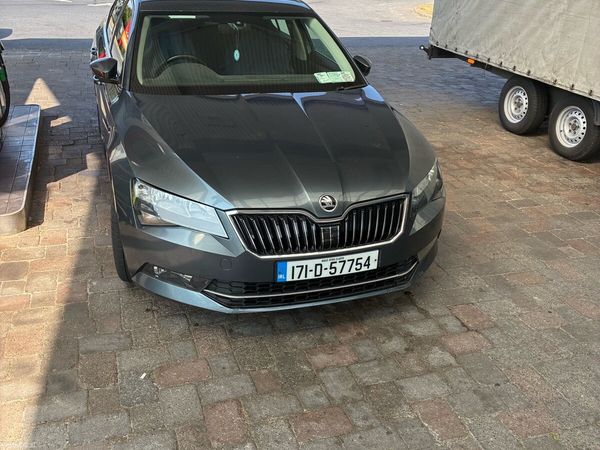 Skoda Superb Hatchback, Diesel, 2017, Grey