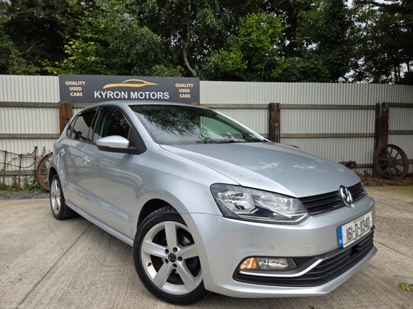 Volkswagen Polo Hatchback, Petrol, 2016, Silver