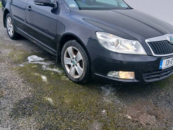 Skoda Octavia Saloon, Diesel, 2013, Black