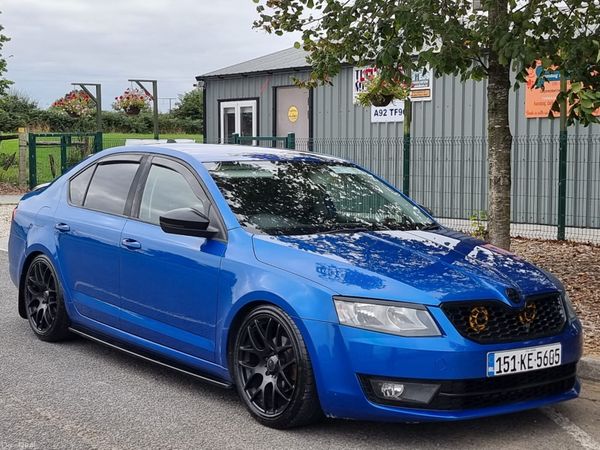 Skoda Octavia Hatchback, Diesel, 2015, Blue