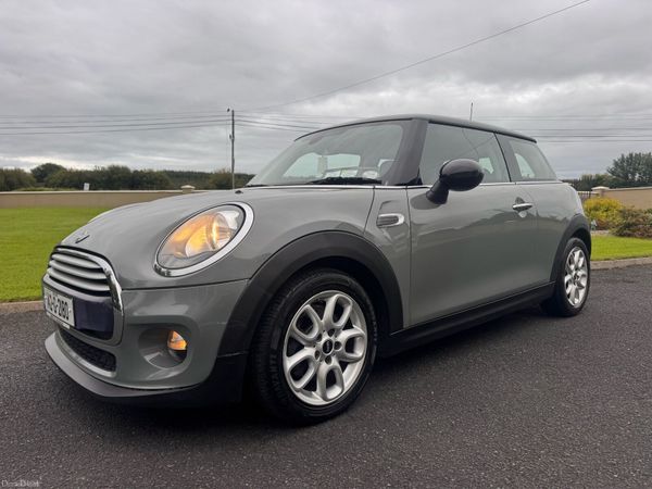 Mini Cooper Hatchback, Diesel, 2014, Grey
