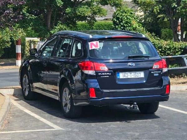 Subaru Outback Estate, Diesel, 2014, Blue