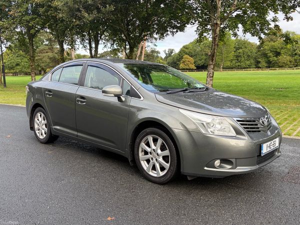 Toyota Avensis Saloon, Diesel, 2011, Green