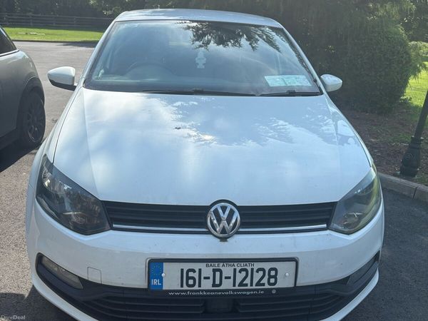 Volkswagen Polo Hatchback, Petrol, 2016, White