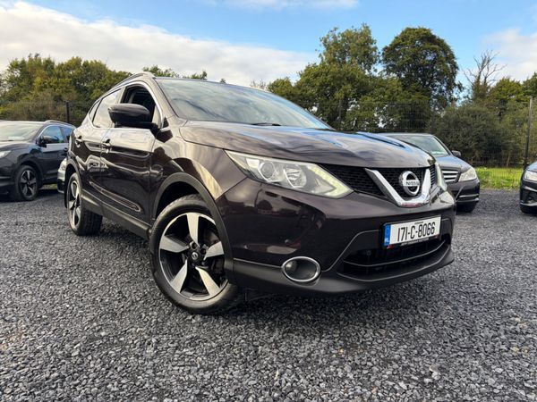 Nissan Qashqai SUV, Diesel, 2017, Black