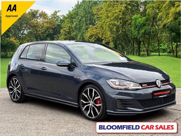 Volkswagen Golf Hatchback, Petrol, 2019, Grey