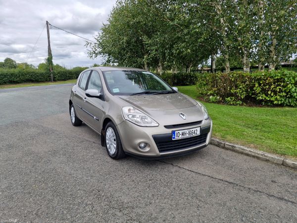 Renault Clio Hatchback, Petrol, 2010, Beige