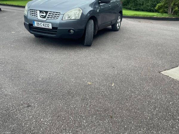 Nissan Qashqai Hatchback, Diesel, 2009, Blue