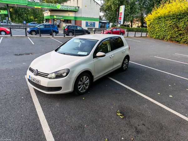 Volkswagen Golf Hatchback, Diesel, 2012, White