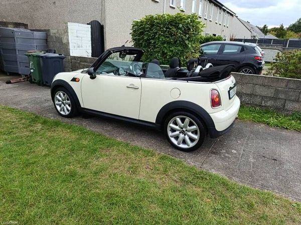 Mini One Convertible, Petrol, 2010, White
