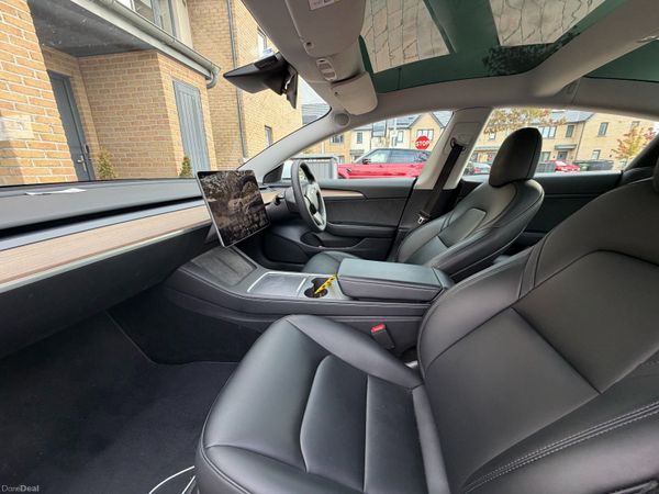 Tesla Model 3 Saloon, Electric, 2023, White