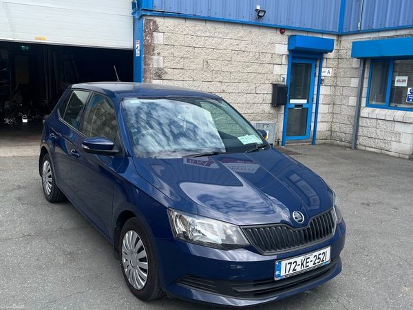 Skoda Fabia Hatchback, Petrol, 2017, Blue
