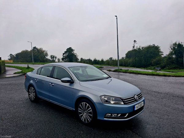 Volkswagen Passat Saloon, Diesel, 2014, Grey