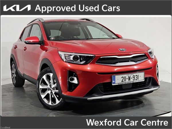 Kia Stonic Hatchback, Petrol, 2021, Red