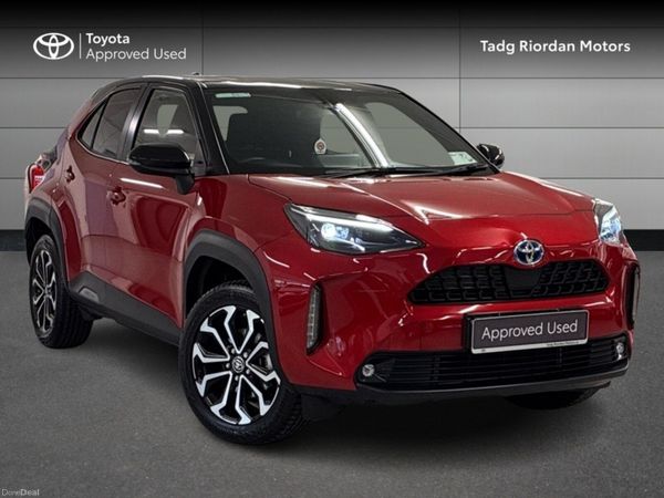 Toyota Yaris Cross Hatchback, Petrol Hybrid, 2024, Red