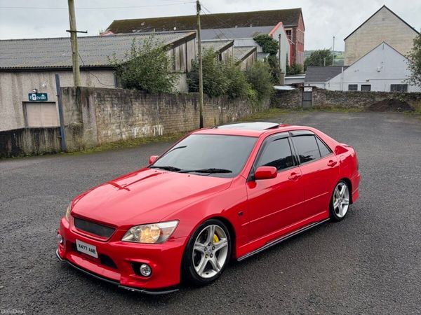 Lexus IS Saloon, Petrol, 2000, Silver