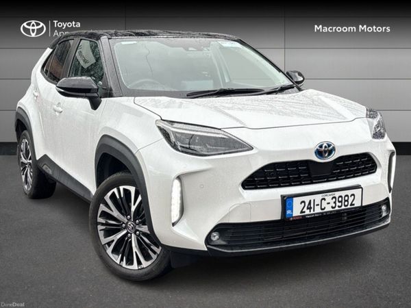 Toyota Yaris Cross Hatchback, Petrol Hybrid, 2024, White