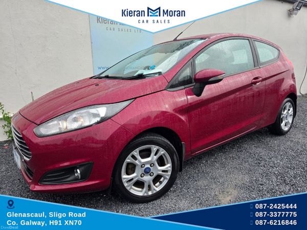 Ford Fiesta Hatchback, Diesel, 2014, Red