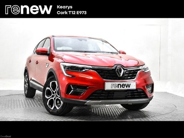 Renault Arkana SUV, Petrol, 2023, Red