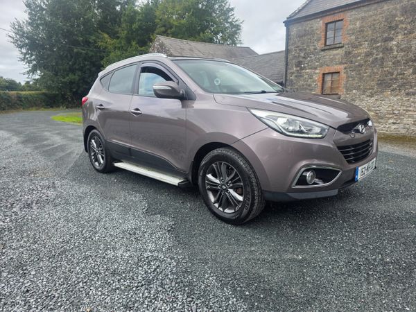 Hyundai ix35 SUV, Diesel, 2015, Brown