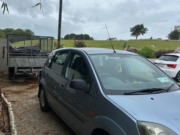 Ford Fiesta Hatchback, Petrol, 2006, Blue