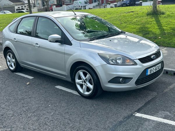 Ford Focus Hatchback, Diesel, 2010, Silver