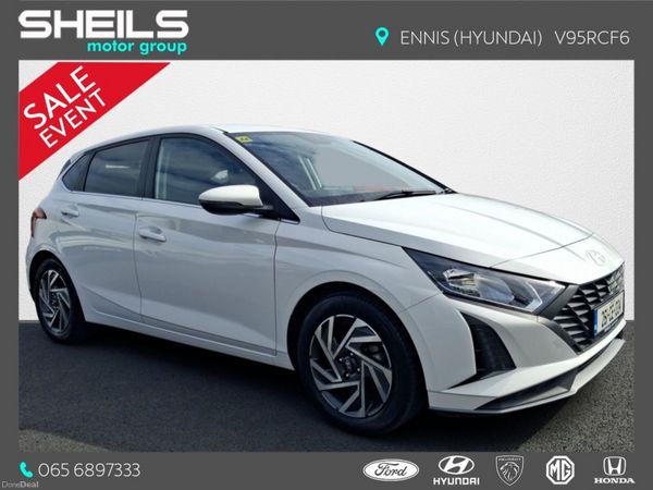Hyundai i20 Hatchback, Petrol, 2026, White