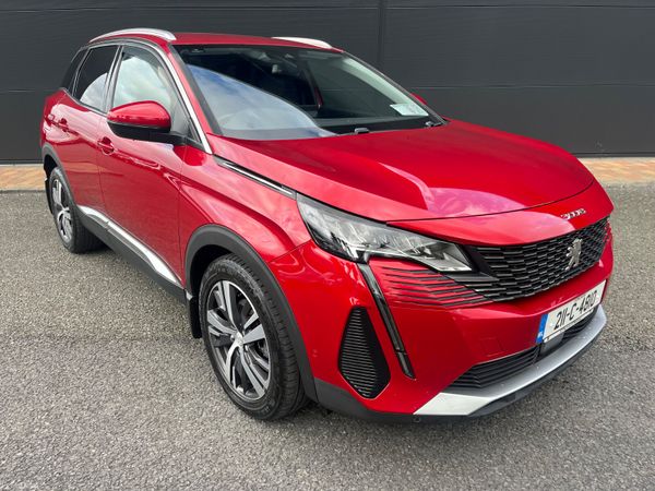 Peugeot 3008 MPV, Petrol, 2021, Red